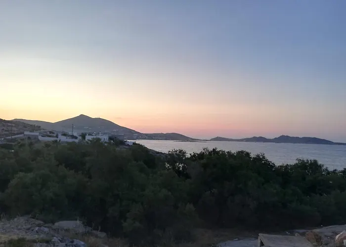 Matina Paros * Naousa